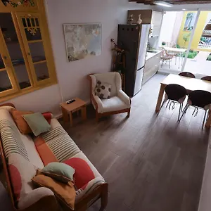 dos-habitacions-amb-bany-privat-i-cuina.catalonia-hotels.com/